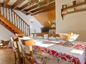 Appartements Duplex 3 Pieces avec Jardin Privatif, Wifi et Parking a Serre Chevalier - FR-1-762-17 : photos des chambres