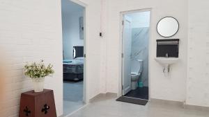 Rumah Benhil, Bendungan Hilir - Senayan