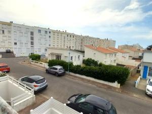 Appartements Appartement Moderne 2 Ch. - Proche Plage - Box WiFi - Tout Confort - FR-1-323-280 : photos des chambres