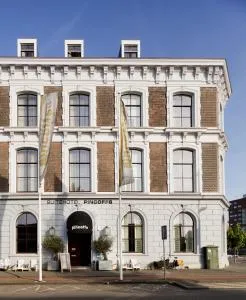 品克弗套房酒店 - 艾瑟尔河畔尼沃凯尔克