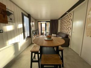 Chalets Chalet cosy proche mer : photos des chambres