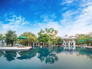 Oak Ray Elephant Lake - 4-star hotels in Sigiriya