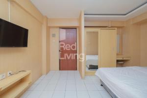 RedLiving Apartemen Kebagusan City - Niki Room