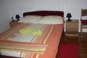 Holiday apartment in Zaboric with sea view, balcony, air conditioning, WiFi 5177-1