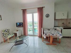 Holiday apartment in Zaboric with sea view, balcony, air conditioning, WiFi 5177-2