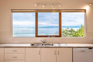 Hamptons Hideaway - Freycinet Holiday Houses