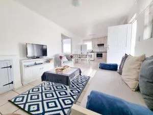 Pearly Gate - Pearly Beach