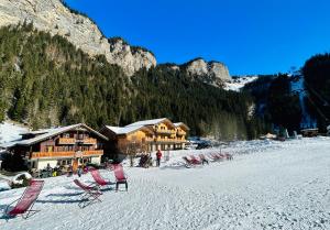 Hotels Hameau des Prodains - Hotel : photos des chambres