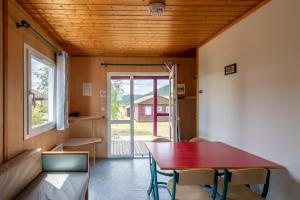 Campings Camping Les Vosges du Nord : photos des chambres