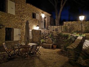 B&B / Chambres d'hotes Mas de charme au calme en pleine garrigue : photos des chambres