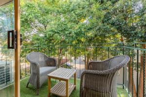 Central Treetop Overlook with Parking in Windsor