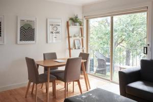 Central Treetop Overlook with Parking in Windsor