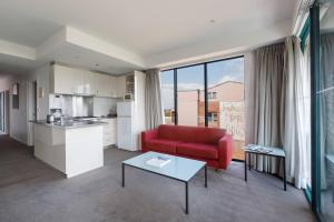 St Kilda Sands - Stroll to the Beach and Esplanade