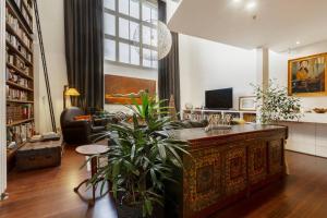 Find Luxury in an Old-Charm Converted Warehouse