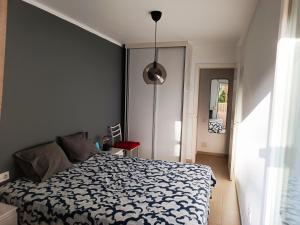 APT en Benalmádena 1 dormitorio Terraza con vistas al mar y jardín Piscina Wifi Nuevo