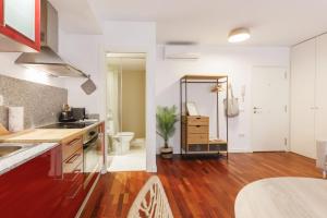 Bravissimo Plaça Catalunya Studio, Monthly Apartment