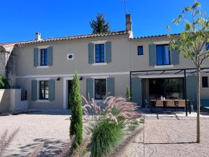 Villas Le Mazet d'Ernestine - Piscine et Cheminee : photos des chambres