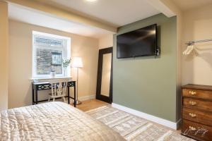 Cosy Cottage in Heart of Glossop