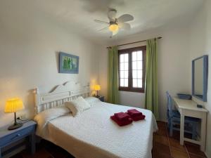 BERGANTIN 109 by SOM Menorca