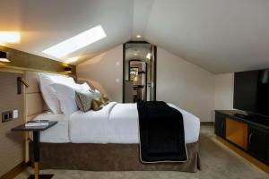 Hotels Niepce Paris, Curio Collection By Hilton : photos des chambres