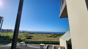 Accommodation Front - Regal 6 Sleeper Across the Ocean