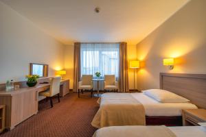 Luxury Double Room room in Hotel Gromada Arka Lux