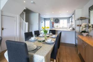 Isis Lakes 84 - Tortola Lodge