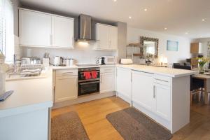 Isis Lakes 84 - Tortola Lodge