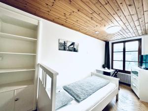 Monteurzimmer - Workers accommodation - ZIMMERzuVERMIETEN in Flumenthal Solothurn