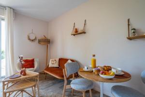 Appartements Le Nichoir de la Colline - Parking & Wifi : photos des chambres