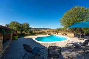 Les Sarments du Beaujolais, calme proche Lyon - 塔拉尔