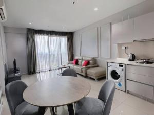 Comfy Staycation 4PX with Free Parking, Direct Linked SOGO & Central I-CITY