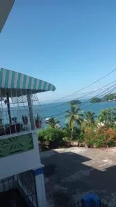 Apto 2Habitaciones con Aire y Vista al Malecón de Samaná - Monte Rojo