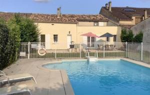 Maisons de vacances Stunning Home In Saussignac With Outdoor Swimming Pool, Wifi And 3 Bedrooms : photos des chambres