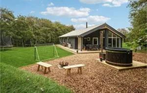 Nice Home In Hurup Thy With Wifi - Sindrup