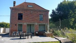 Maisons de vacances Le Gite du Moulin de la Pisciculture de Monchel sur Canche : photos des chambres