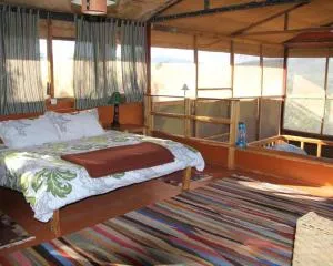 Mara Moon guesthouse - Keekorok