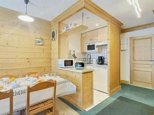 Tignes Val Claret: Confort 2 Pièces, Balcon, 6 Pers - FR-1-411-405