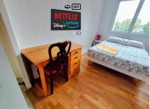 Appartements Room & parking in shared appartment with proprietor l 25 mins from Paris Gare du Nord, CDG airport & Stade de France : photos des chambres