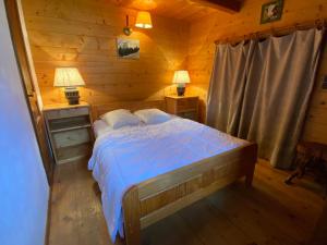 Chalet en plein cœur de village, 9 personnes, 2 chambres, 1 mezzanine - CH18