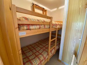 Appartement pied des pistes, 4 personnes, 1 chambre - MONT02