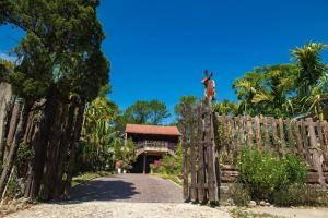 ONA HOME - Entire Hue-styled garden house nearby a pine hill