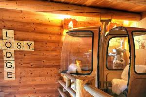 Chalets Cosy Lodge au pied de l'Alpe D'Huez Sport et Detente Jacuzzi Piscine Sauna Bar Billard : photos des chambres