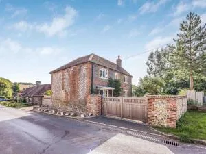 Pass the Keys Beautiful Cottage In South Downs - Compton