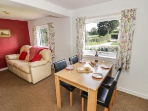 3 Oaks Lodge