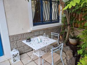 Maisons de vacances Le Cottage de Sainte Valiere (Jacuzzi et terrasse ) : photos des chambres