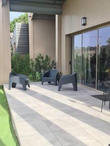 Appartements Villas Zanzimare Casa : Villa - Vue sur Jardin