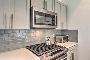 Modern Denver Townhome with Rooftop Terrace!