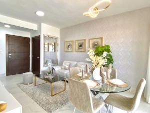 Lovely City Center Condo