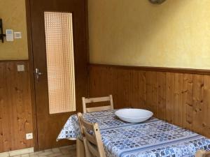 Charmant 2 pièces avec parking et Wi-Fi à Saint-Chaffrey - FR-1-762-46